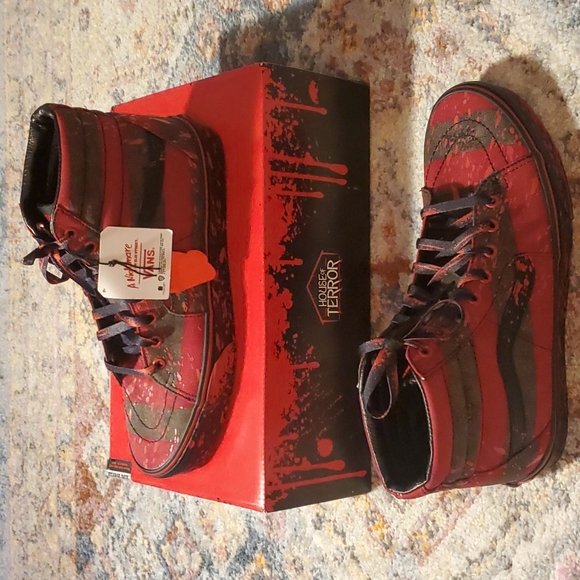 Vans Other - Vans x Horror Nightmare on Elm Street Sk8-Hi